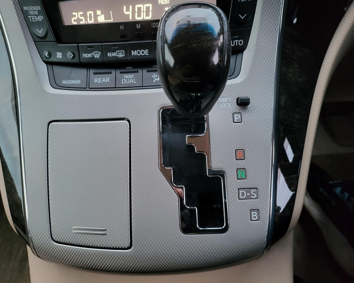 Vehicle 33