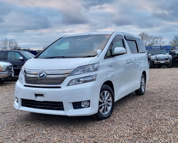 Used Toyota Vellfire 2013 for sale - 69644092: Photo 3