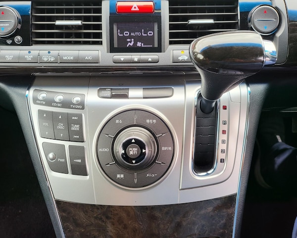 Used Honda Elysion 2020 for sale - 68627424: Photo 16