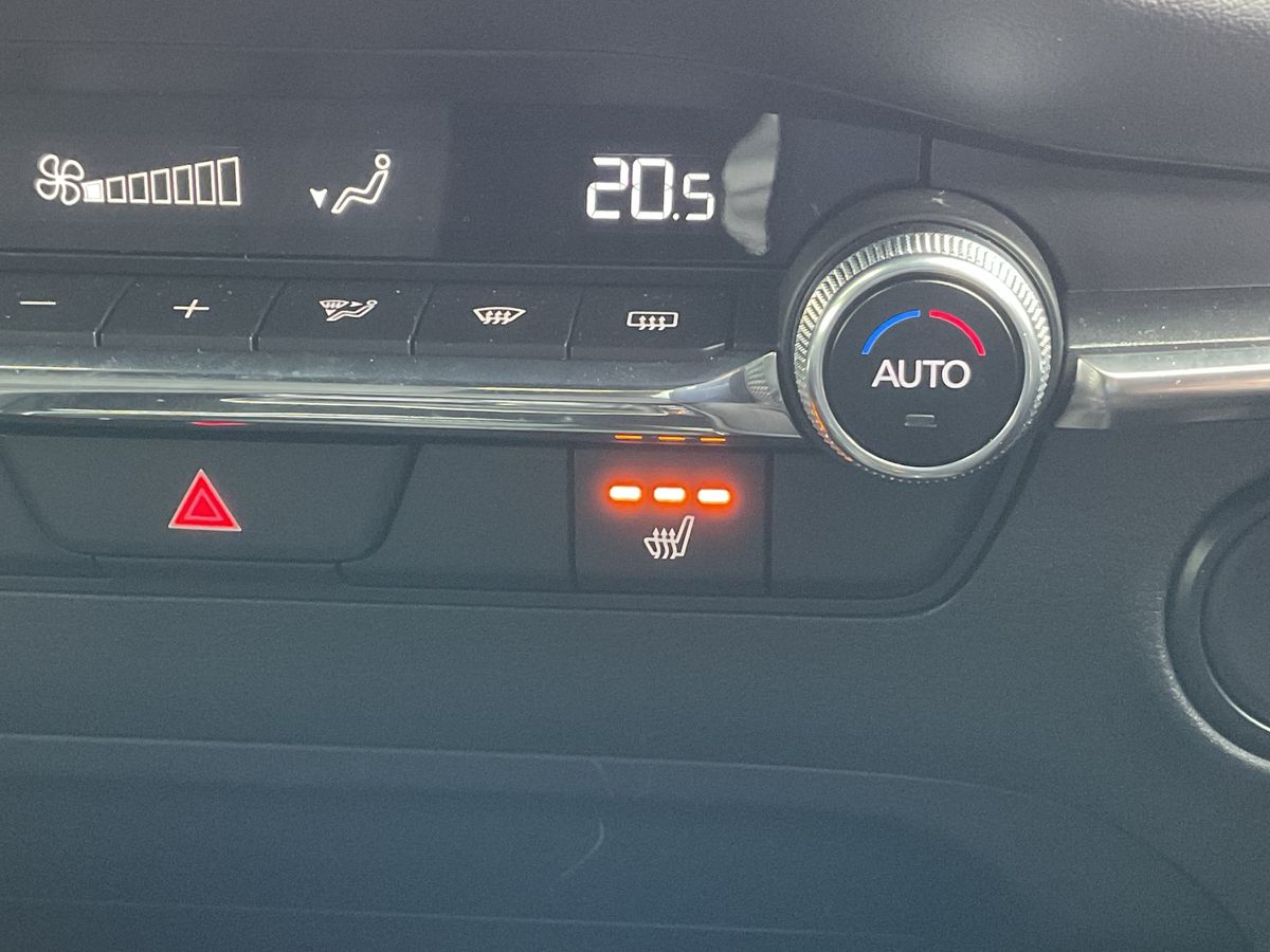 Used Mazda Mazda3 2025 for sale - 76299965: Photo 37