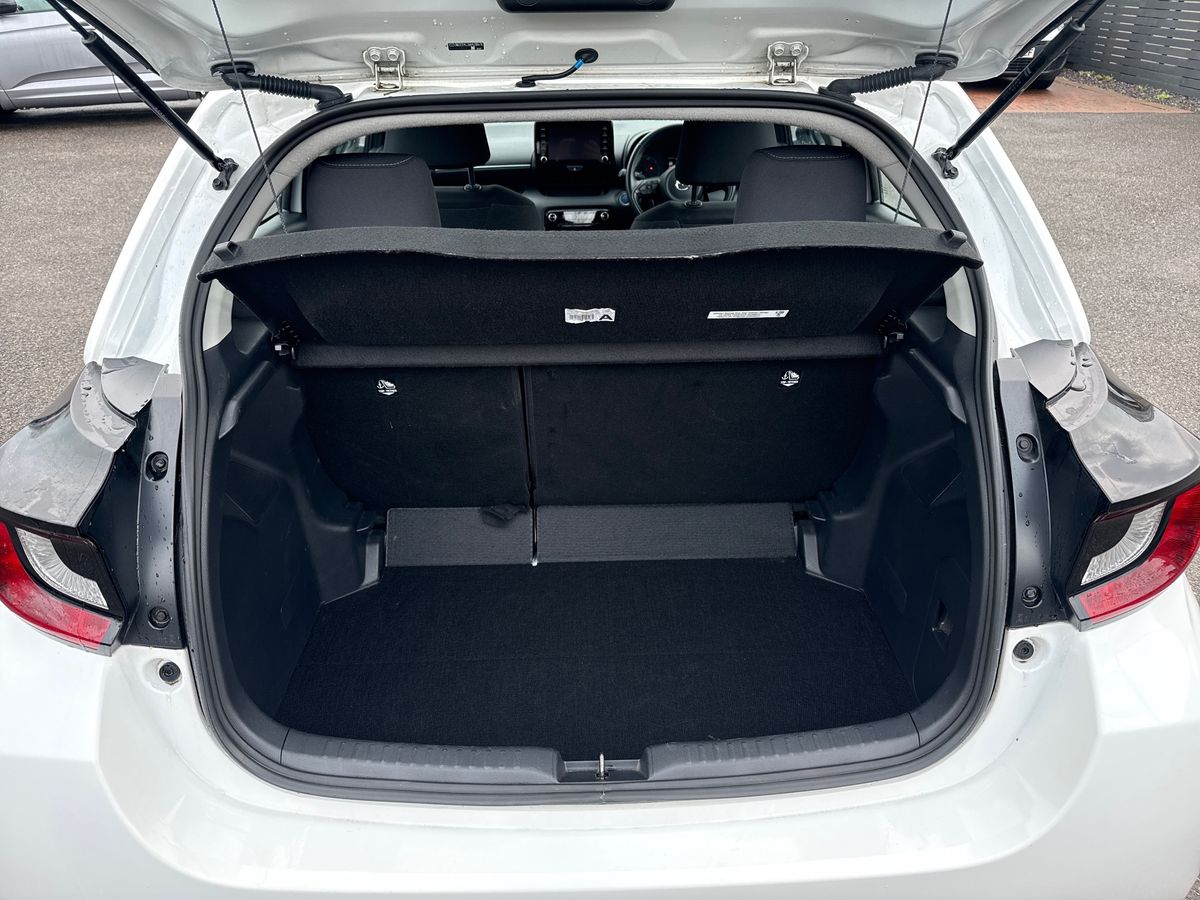 Used Mazda Mazda2 HYBRID 2023 for sale - 76594750: Photo 21