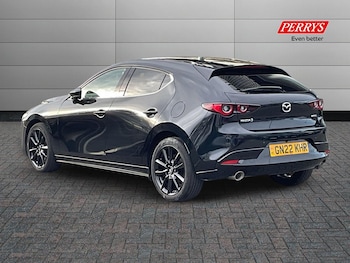 Used Mazda Mazda3 2022 for sale - 76142305: Photo