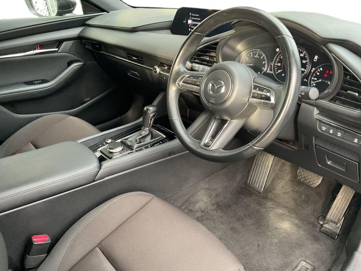 Used Mazda Mazda3 2022 for sale - 76142305: Photo 9