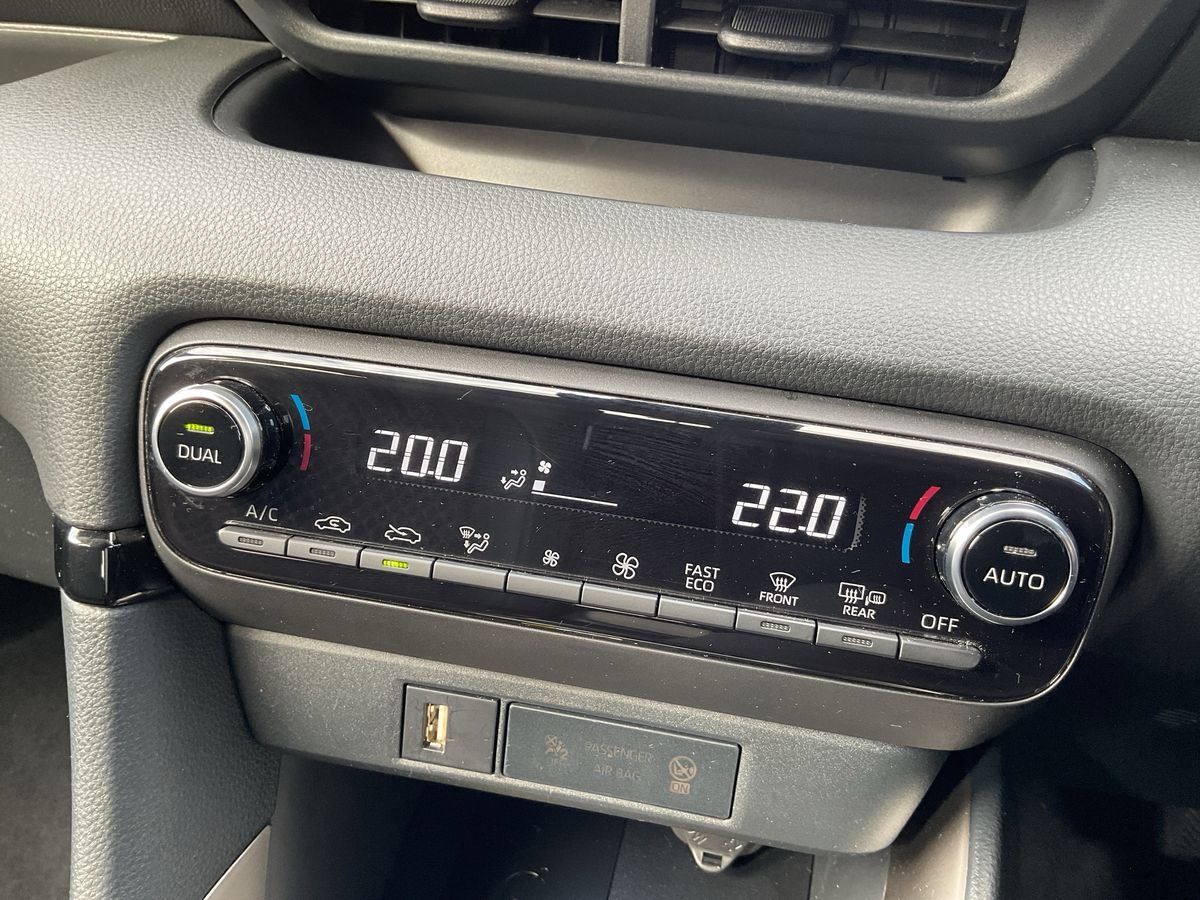 Used Mazda Mazda2 HYBRID 2022 for sale - 76090147: Photo 12