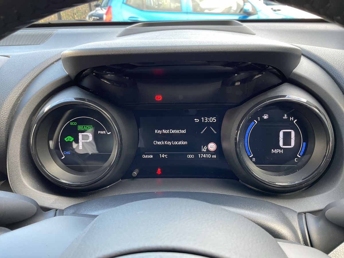 Used Mazda Mazda2 HYBRID 2022 for sale - 76090147: Photo 14