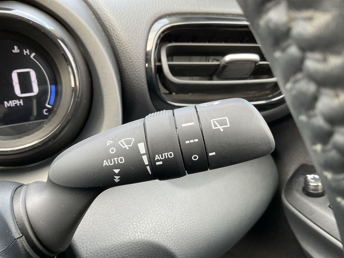 Used Mazda Mazda2 HYBRID 2022 for sale - 76090147: Photo 33