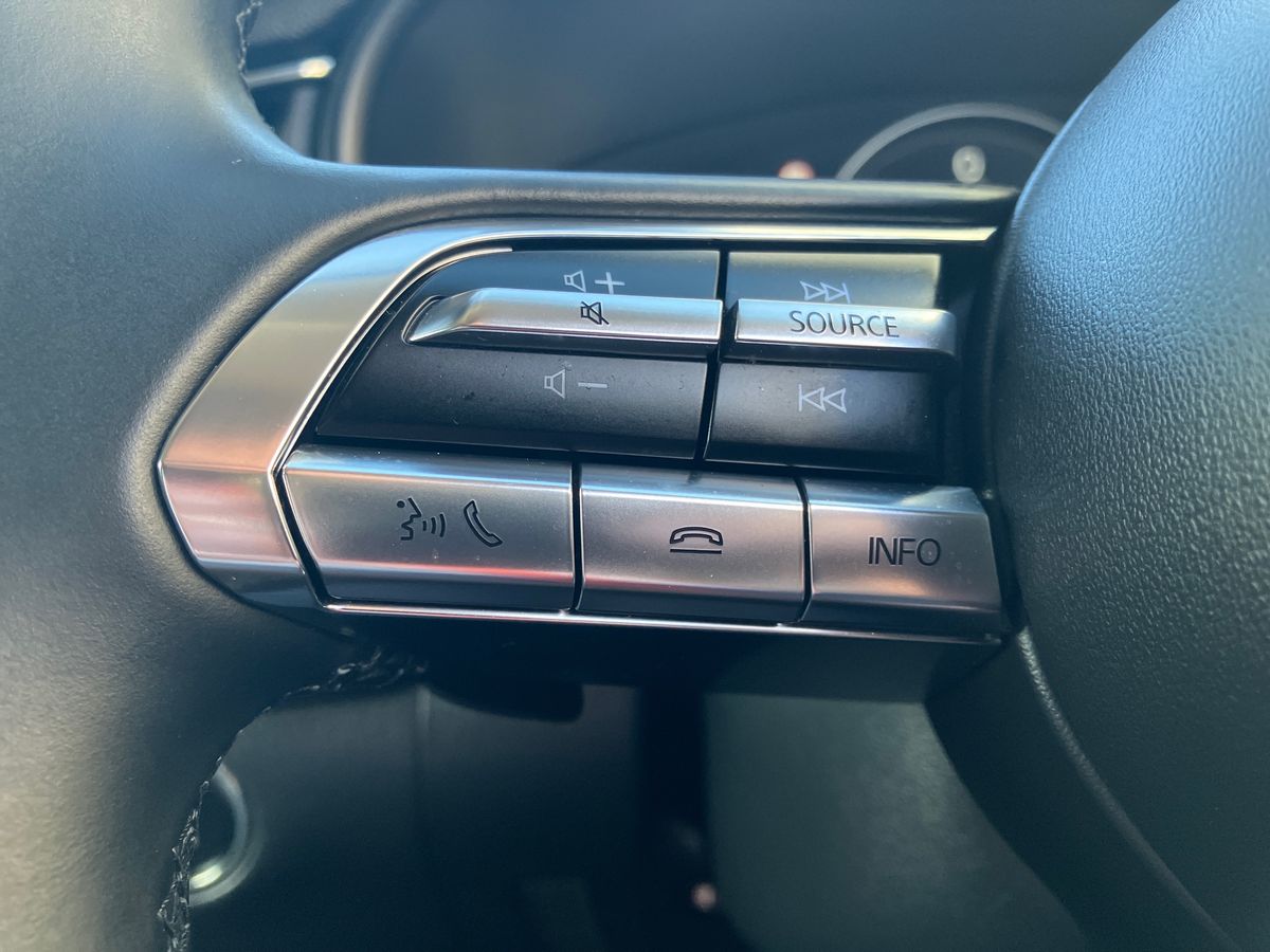 Used Mazda CX-30 2022 for sale - 76892432: Photo 16