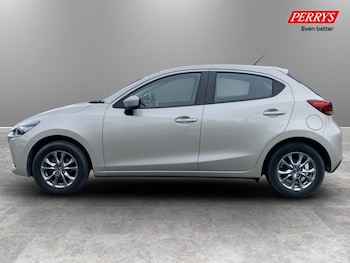 Used Mazda Mazda2 2023 for sale - 77980537: Photo