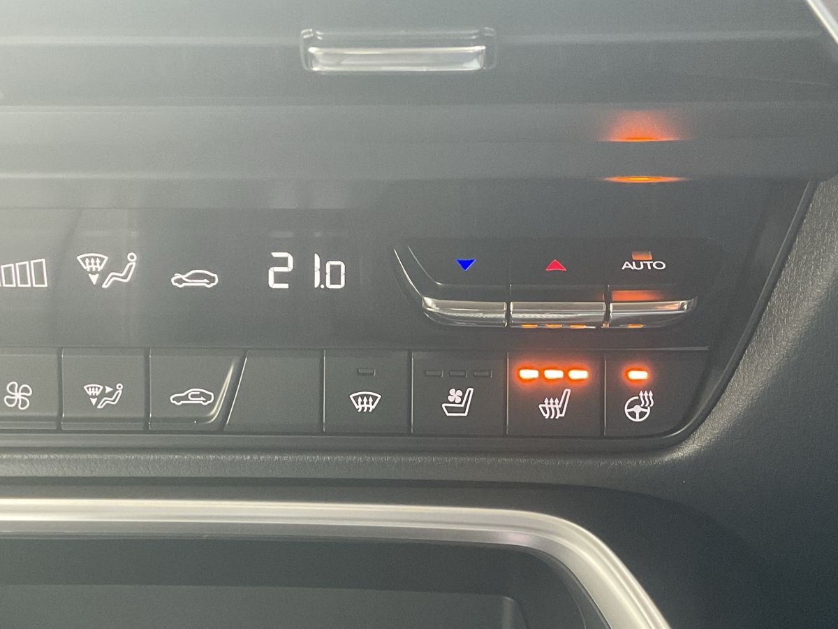 Used Mazda CX-60 2023 for sale - 77629575: Photo 35