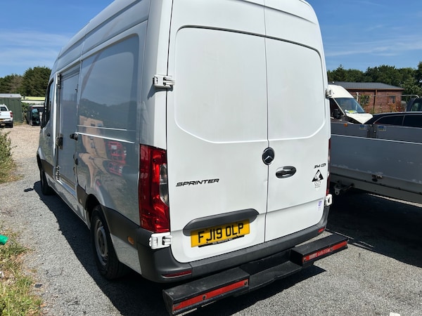 Used Mercedes-Benz Sprinter 2019 for sale - 76172736: Photo 4