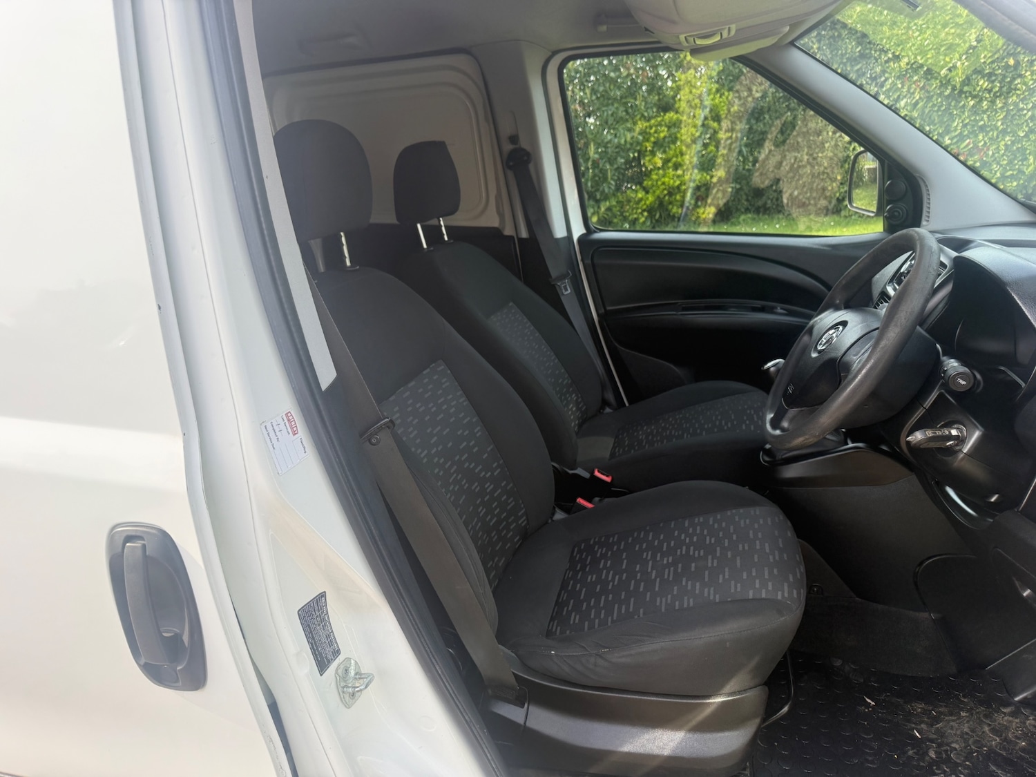 Used Vauxhall Combo 2016 for sale - 77968520: Photo 11