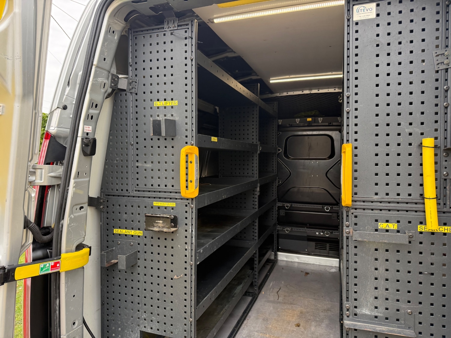 Used Ford Transit Custom 2015 for sale - 77595015: Photo 12