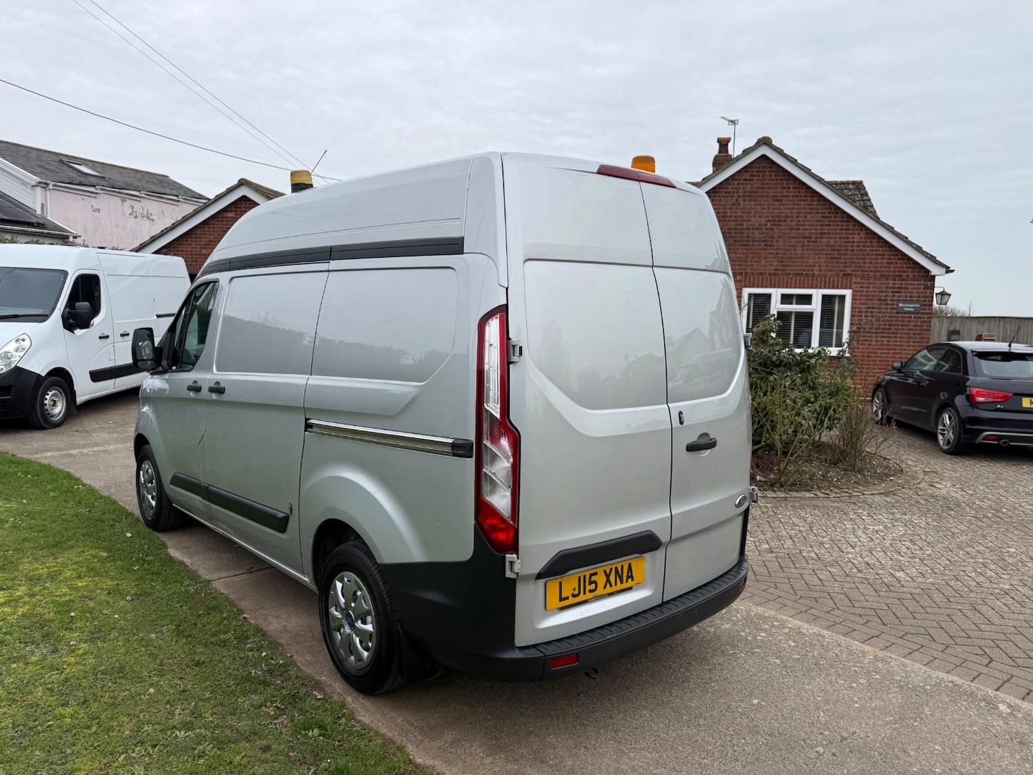 Used Ford Transit Custom 2015 for sale - 77595015: Photo 4