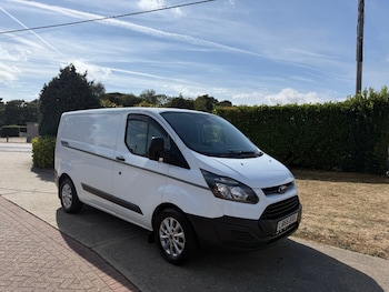 Used Ford Transit Custom 2017 for sale - 79482440: Photo