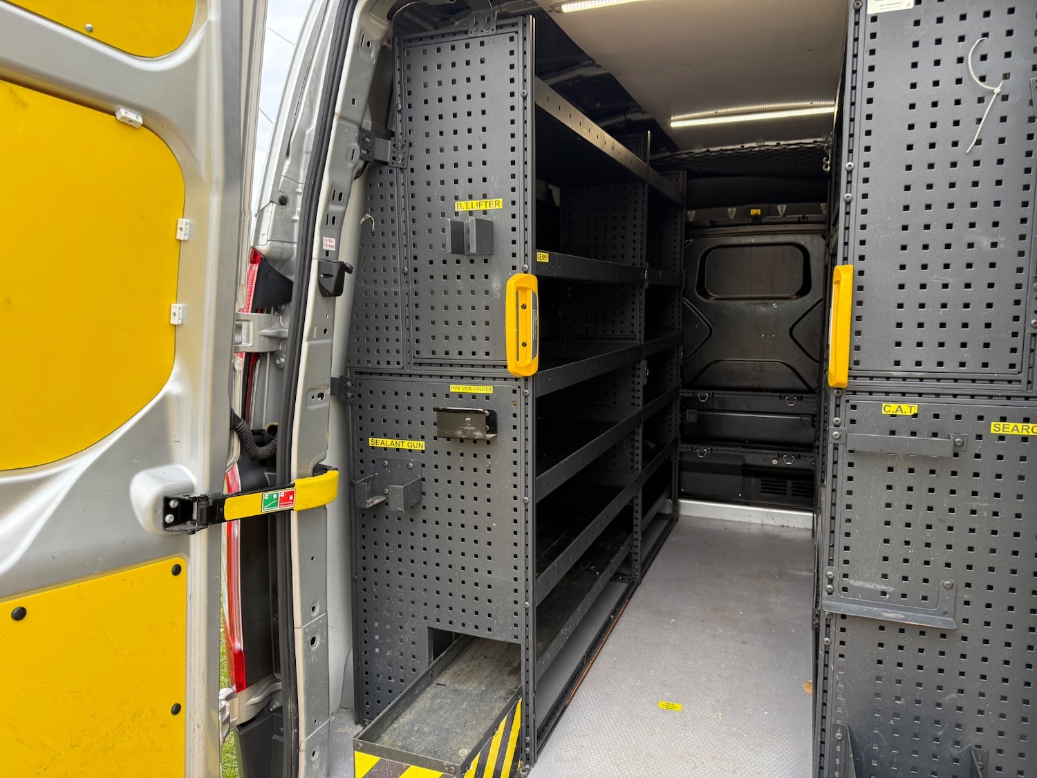 Used Ford Transit Custom 2015 for sale - 76396704: Photo 13