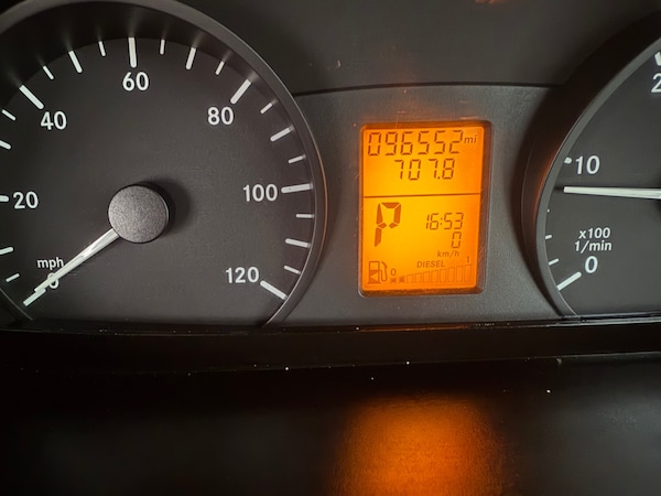 Used Mercedes-Benz Sprinter 2010 for sale - 76328497: Photo 13