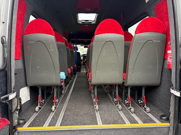 Used Mercedes-Benz Sprinter 2010 for sale - 76328497: Photo 8