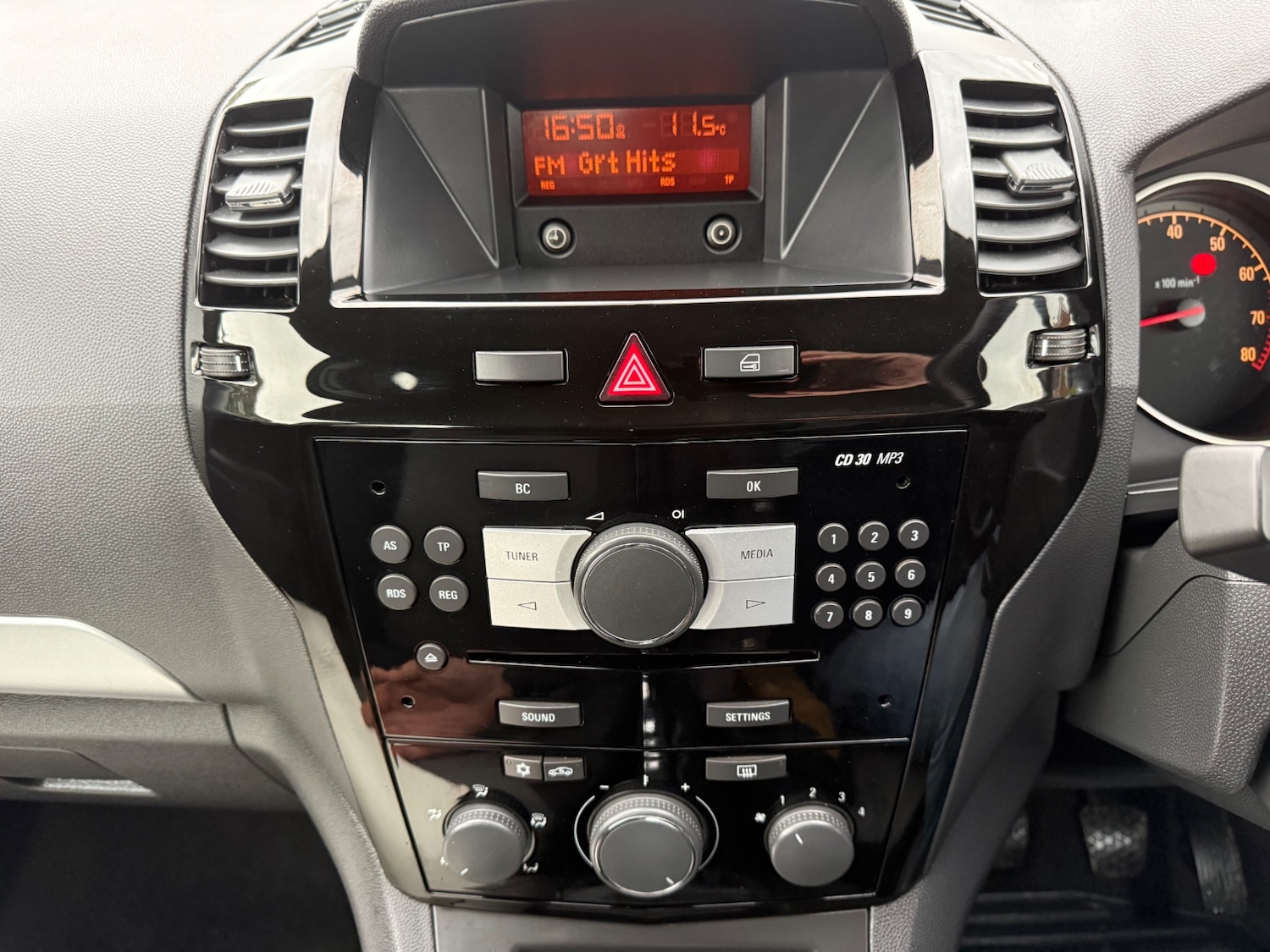 Used Vauxhall Zafira 2014 for sale - 78075068: Photo 12