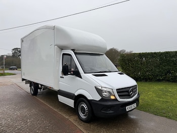 Mercedes-Benz Sprinter feature image