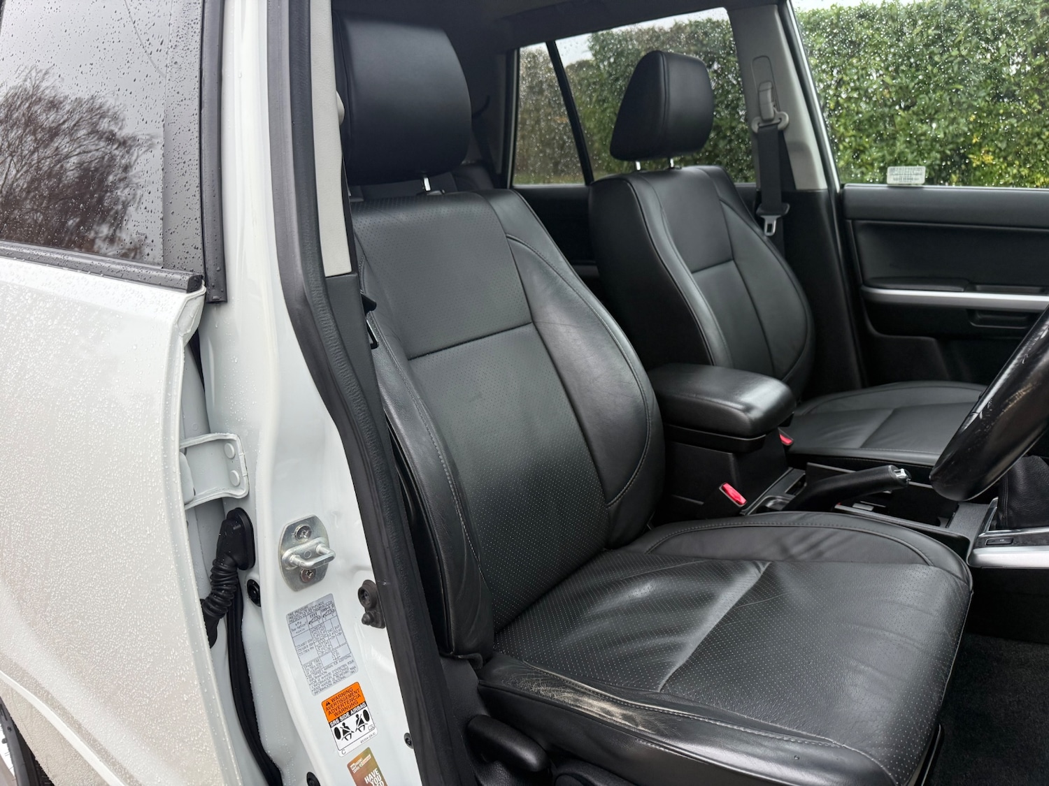 Used Suzuki Grand Vitara 2012 for sale - 76862994: Photo 6