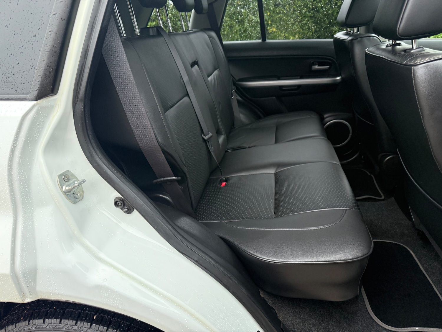 Used Suzuki Grand Vitara 2012 for sale - 76862994: Photo 9