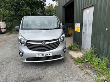 Used Vauxhall Vivaro 2018 for sale - 75461030: Photo