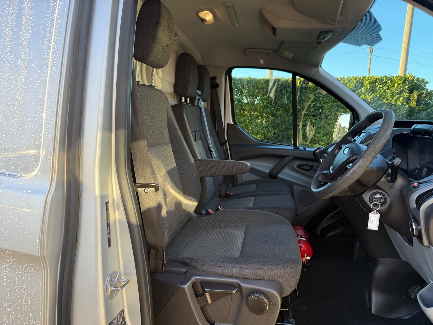 Used Ford Transit Custom 2015 for sale - 76797477: Photo 8
