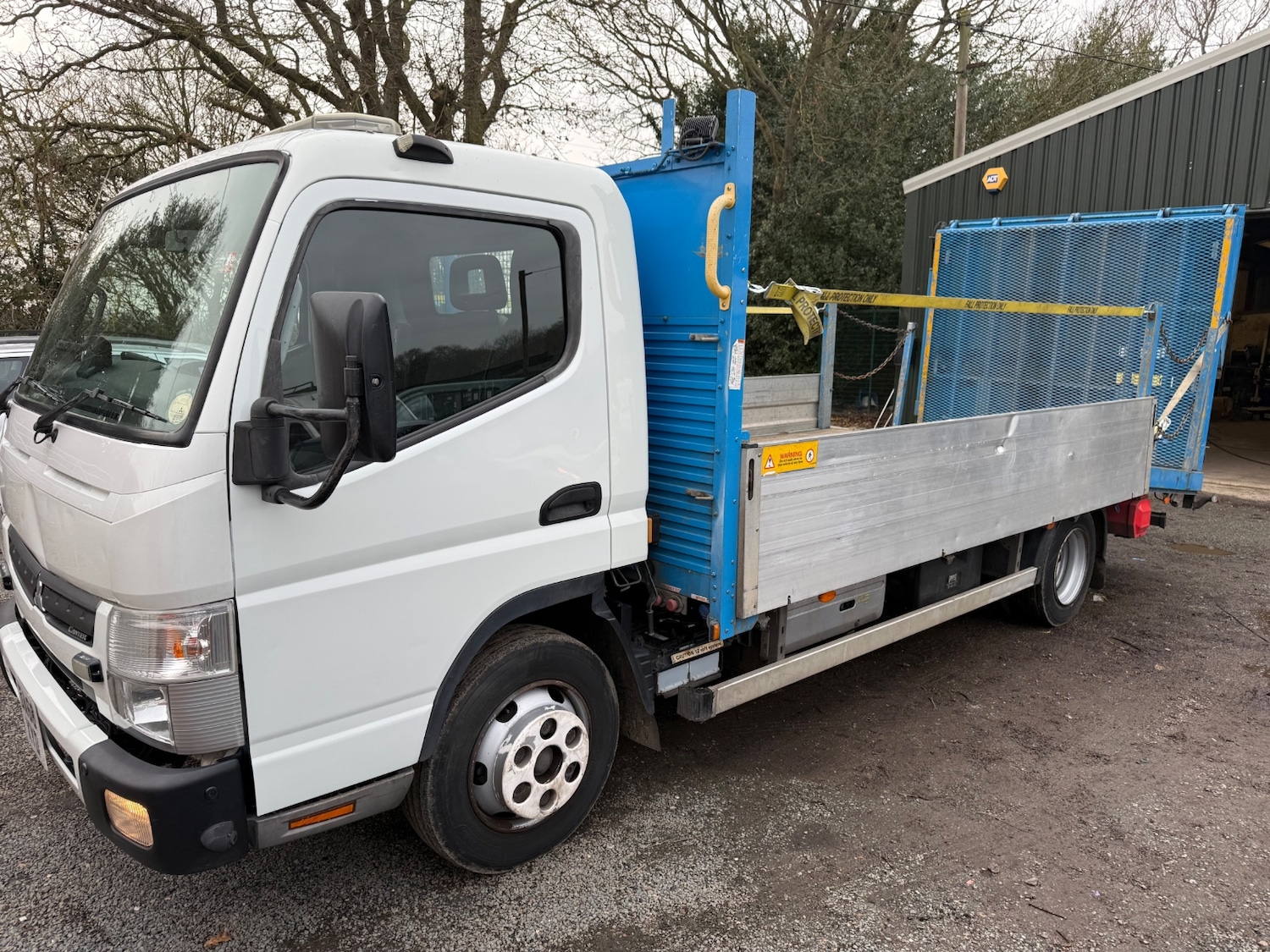 Used Mitsubishi Canter 2018 for sale - 77806960: Photo 2