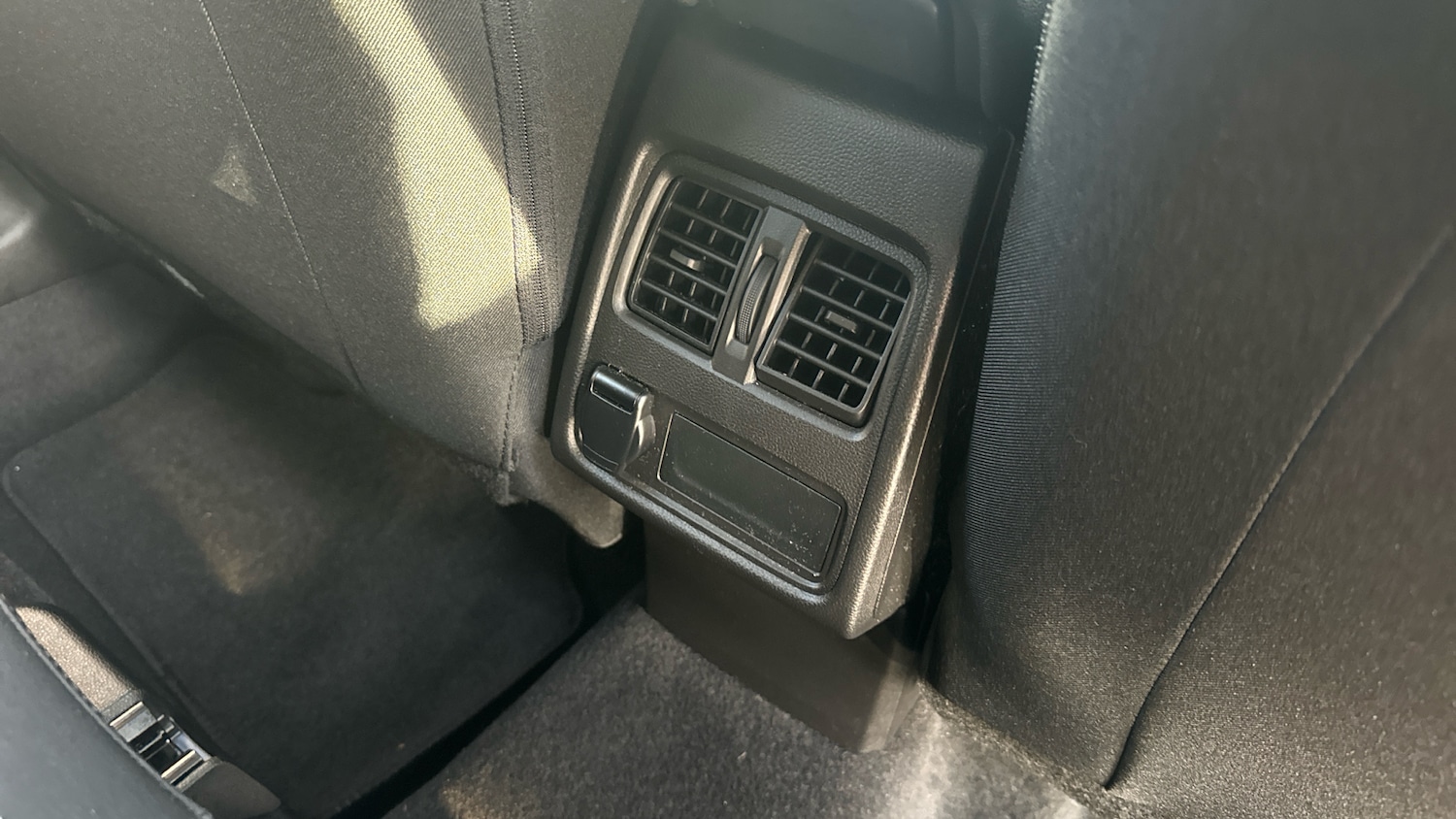 Used Renault Captur 2022 for sale - 76490325: Photo 30