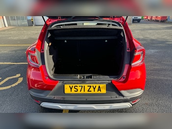 Used Renault Captur 2022 for sale - 76490325: Photo