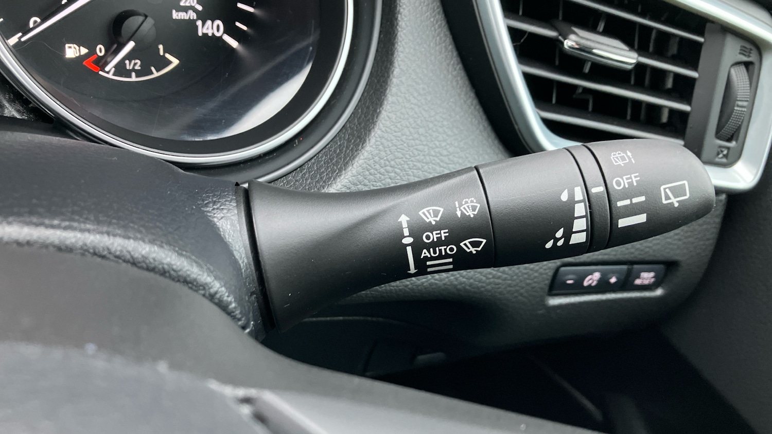 Used Nissan Qashqai 2020 for sale - 77273496: Photo 59