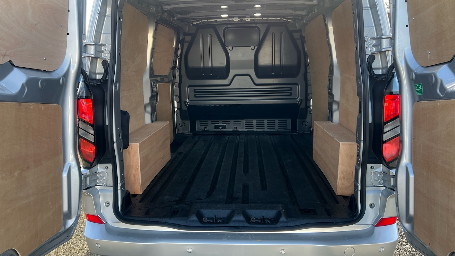 Used Ford Transit Custom 2025 for sale - 77846333: Photo 4