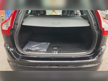 Used Volvo XC60 2017 for sale - 75679969: Photo