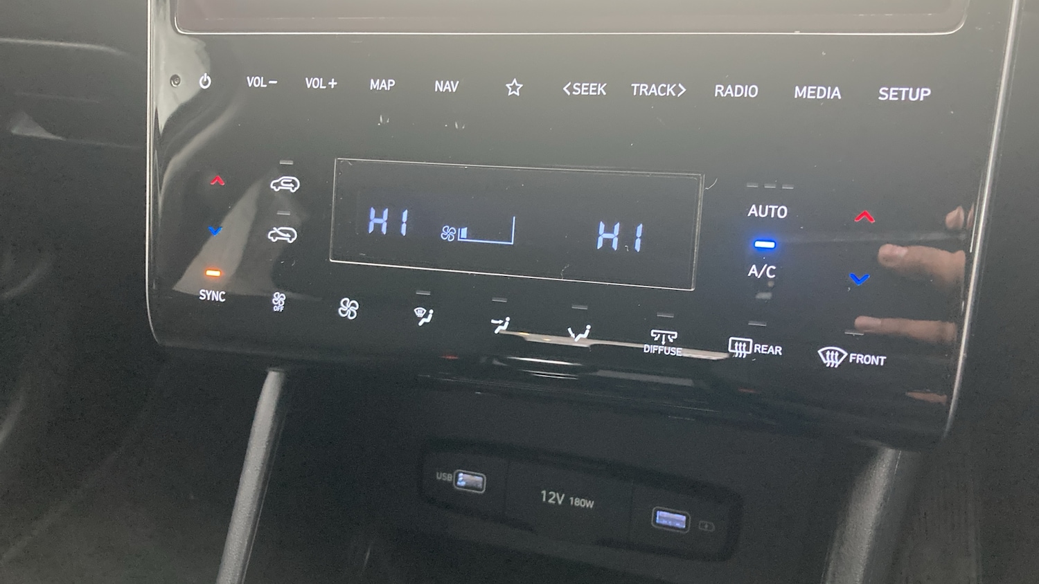 Used Hyundai TUCSON 2022 for sale - 76477797: Photo 12