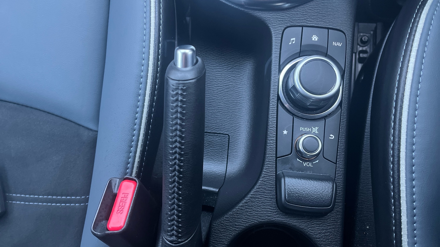 Used Mazda Mazda2 2022 for sale - 77492477: Photo 26