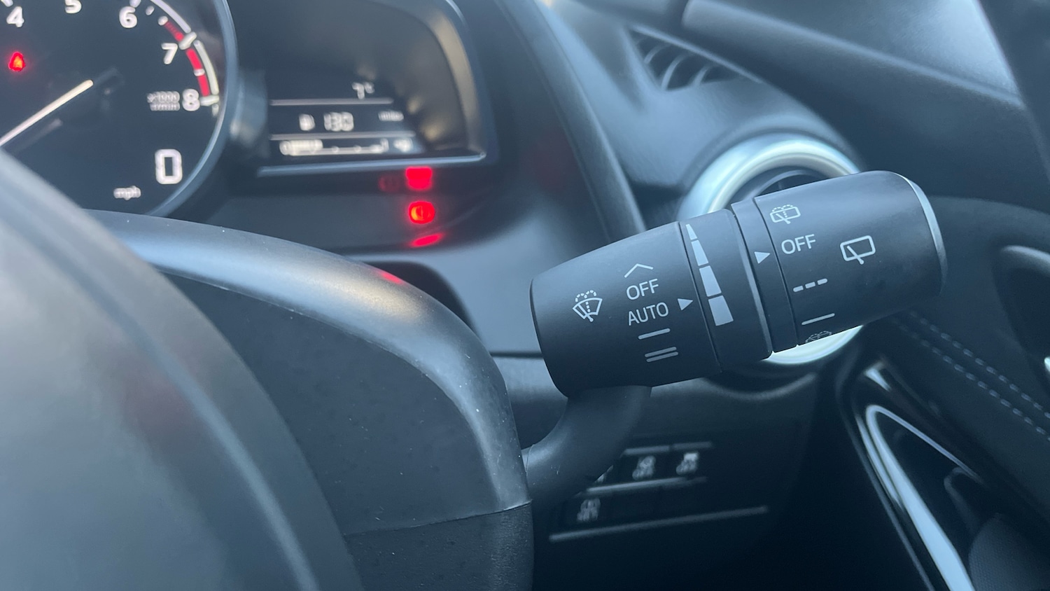 Used Mazda Mazda2 2022 for sale - 77492477: Photo 30