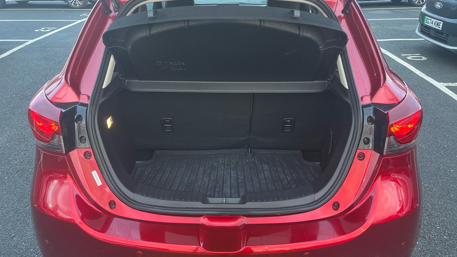 Used Mazda Mazda2 2022 for sale - 77492477: Photo 4