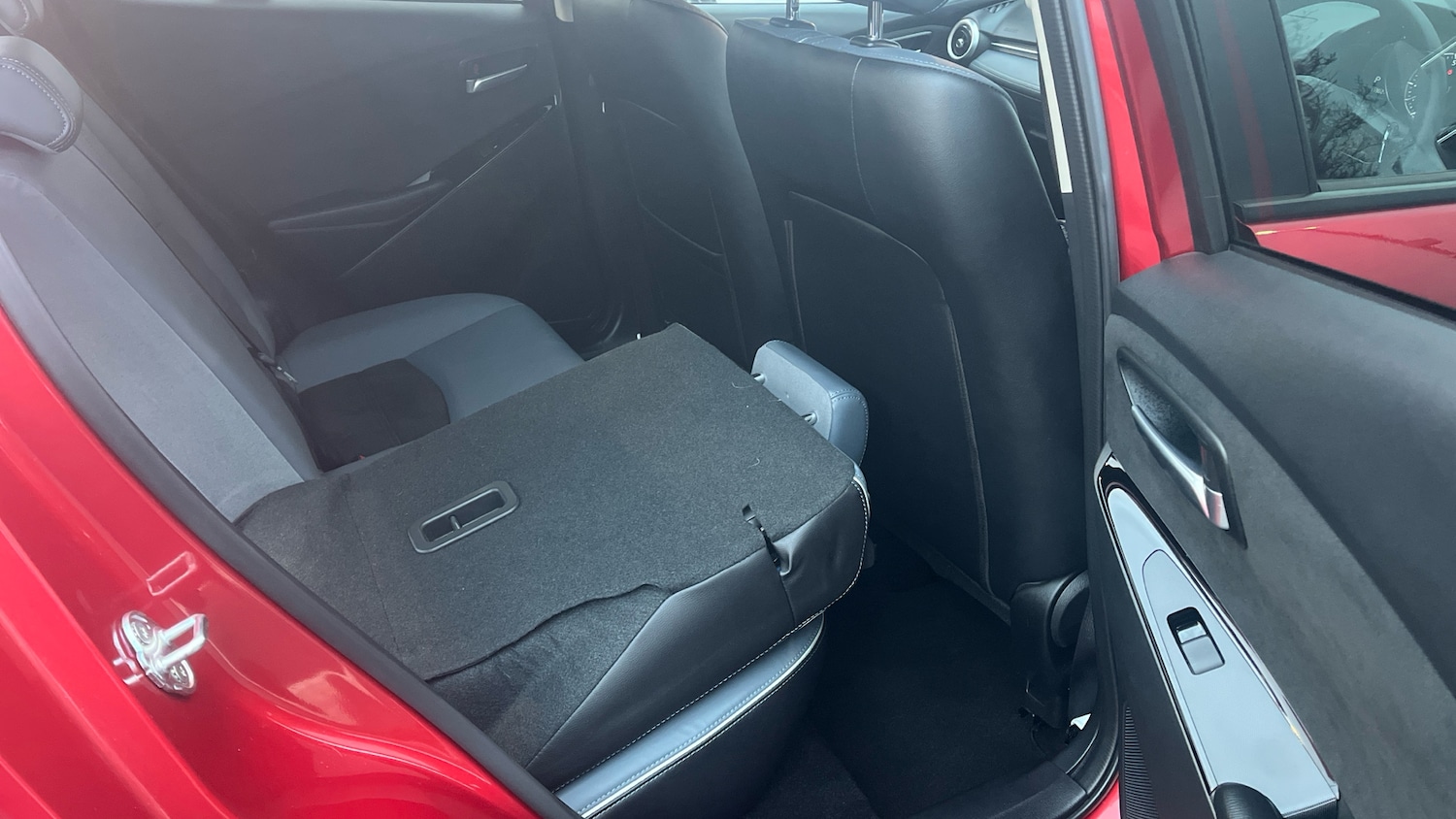 Used Mazda Mazda2 2022 for sale - 77492477: Photo 44