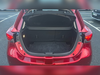 Used Mazda Mazda2 2022 for sale - 77492477: Photo