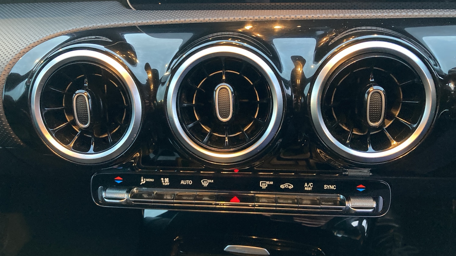 Used Mercedes-Benz A-Class 2020 for sale - 77447002: Photo 35