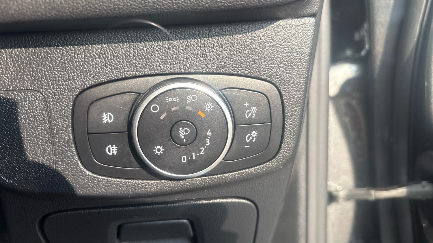 Used Ford Focus 2020 for sale - 77980743: Photo 32