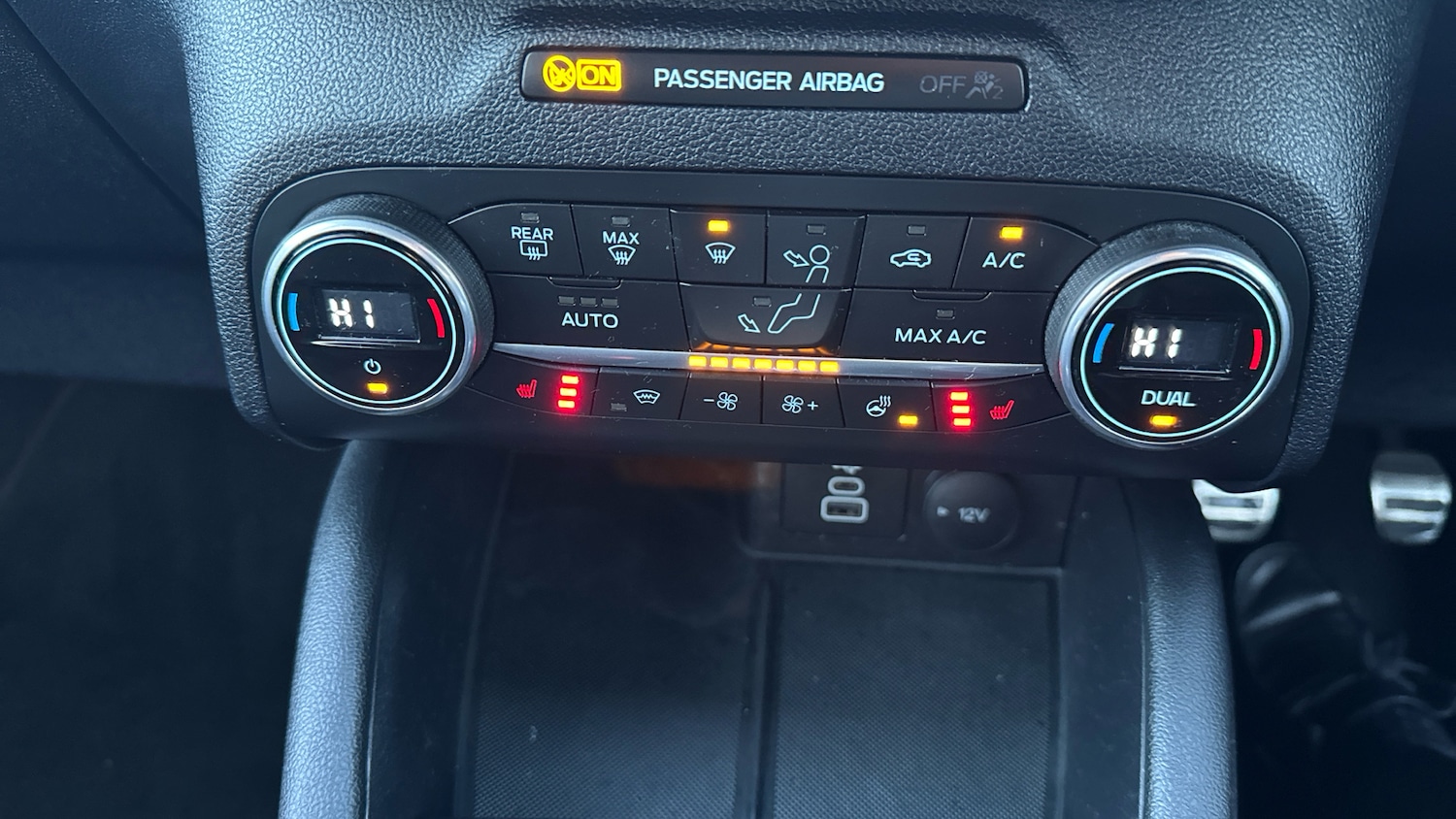 Used Ford Kuga 2022 for sale - 77094357: Photo 11