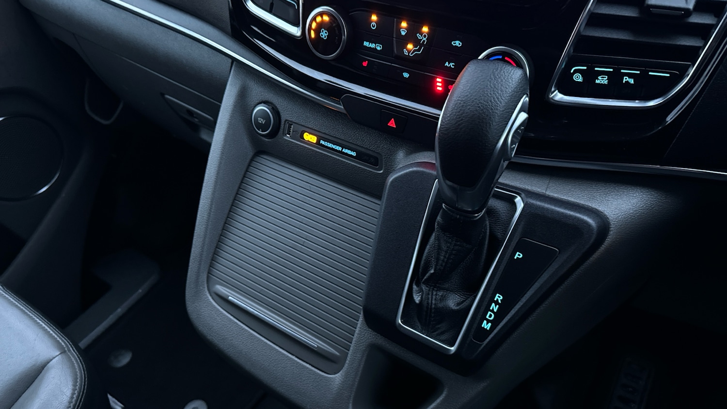 Used Ford Tourneo Custom 2020 for sale - 76957367: Photo 44