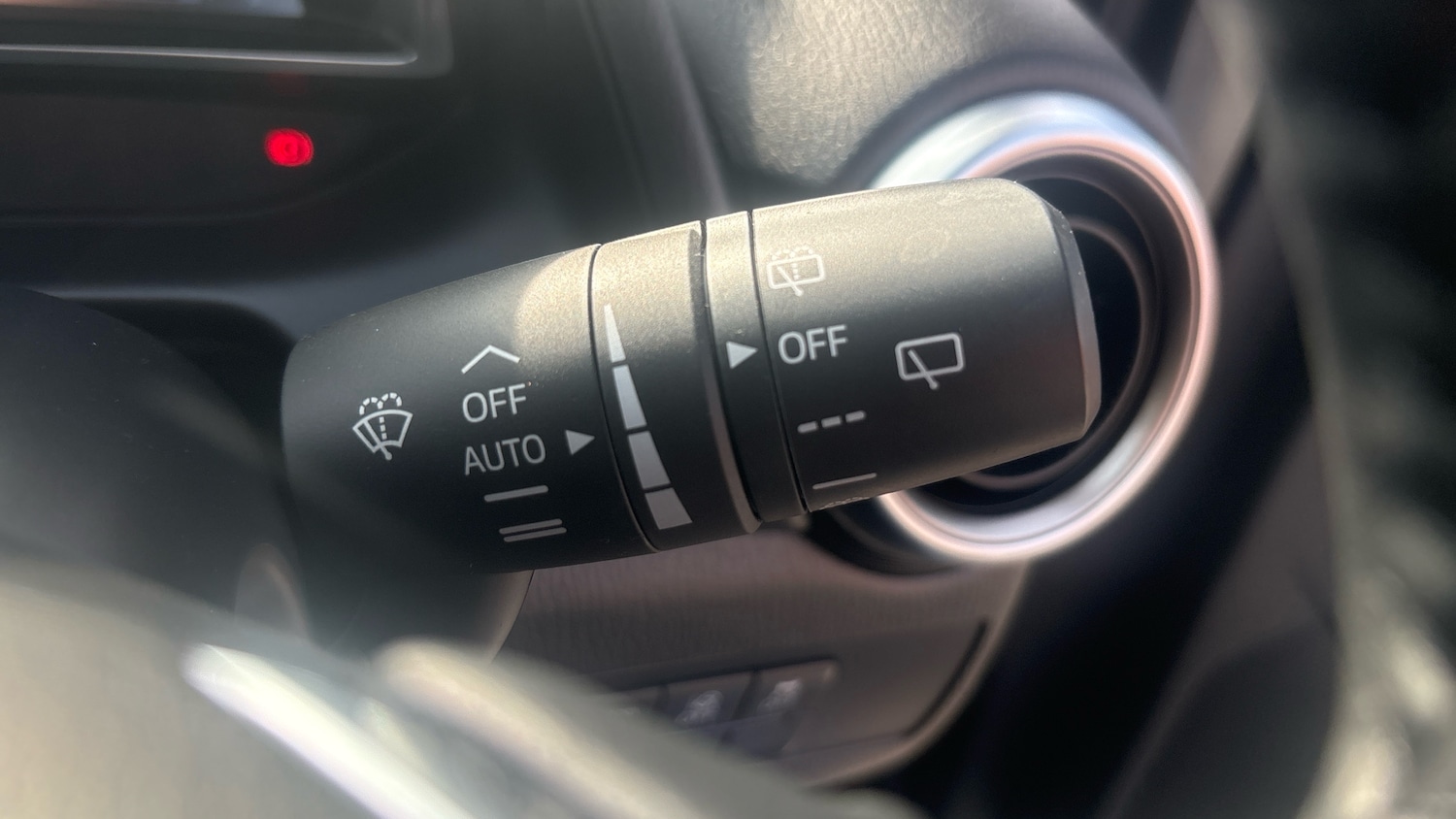 Used Mazda Mazda2 2022 for sale - 77979987: Photo 24