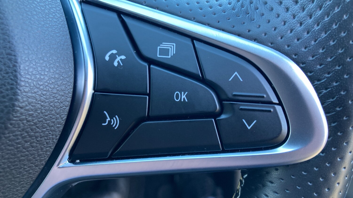 Used Renault Arkana 2023 for sale - 77363260: Photo 34