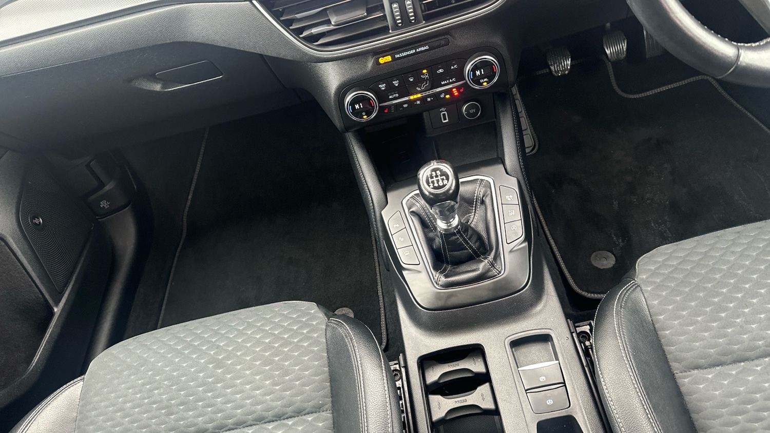 Used Ford Focus 2019 for sale - 76412020: Photo 18