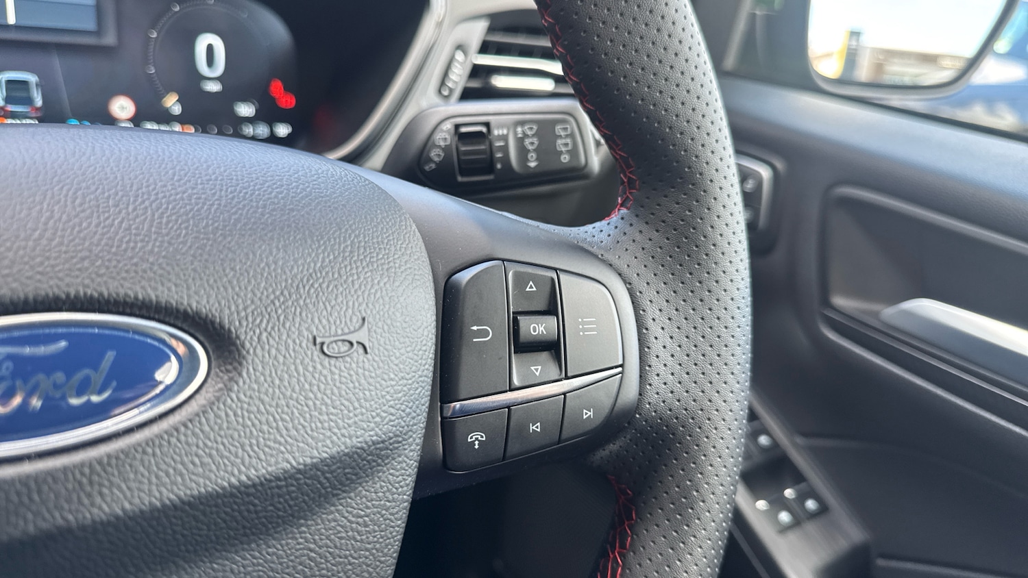Used Ford Kuga 2025 for sale - 76075764: Photo 26