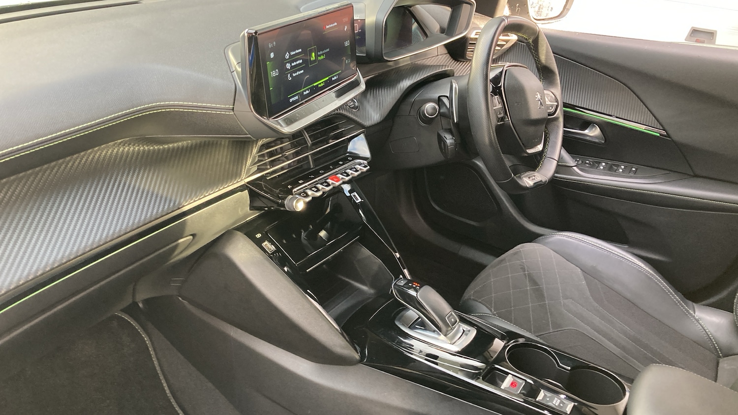 Used Peugeot 2008 2022 for sale - 77264297: Photo 13