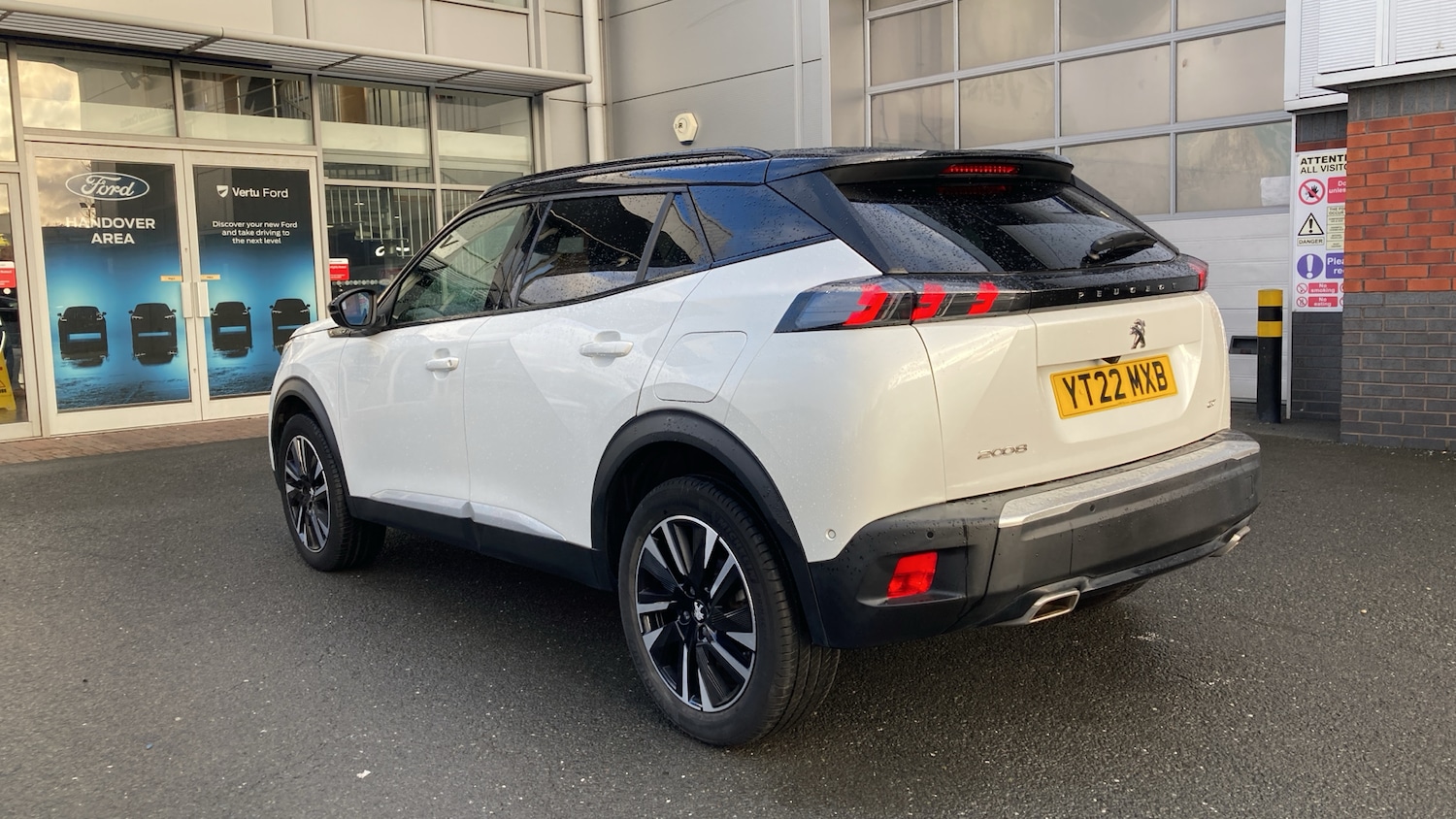 Used Peugeot 2008 2022 for sale - 77264297: Photo 2