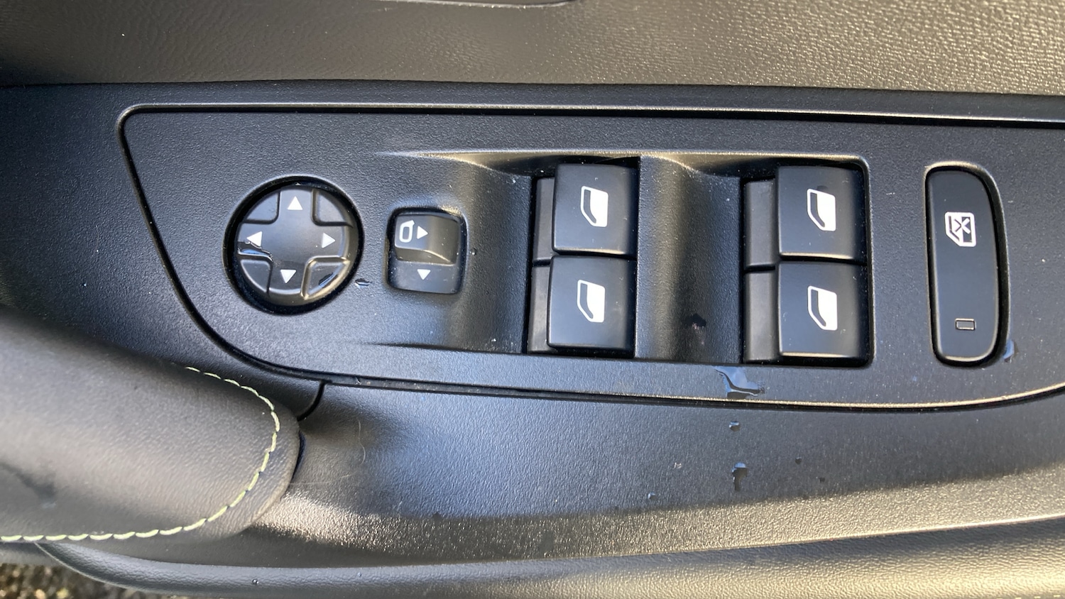 Used Peugeot 2008 2022 for sale - 77264297: Photo 30